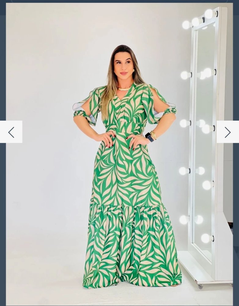 Vestido Longo Estampa de Folhas